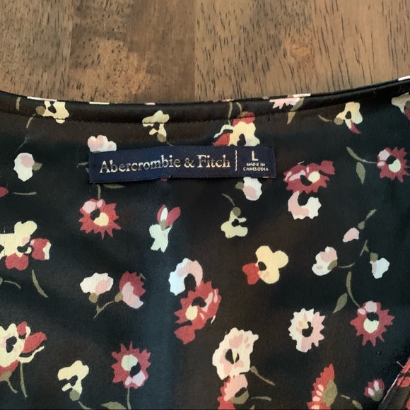 Long Sleeve Abercrombie Top - Picture 3 of 6